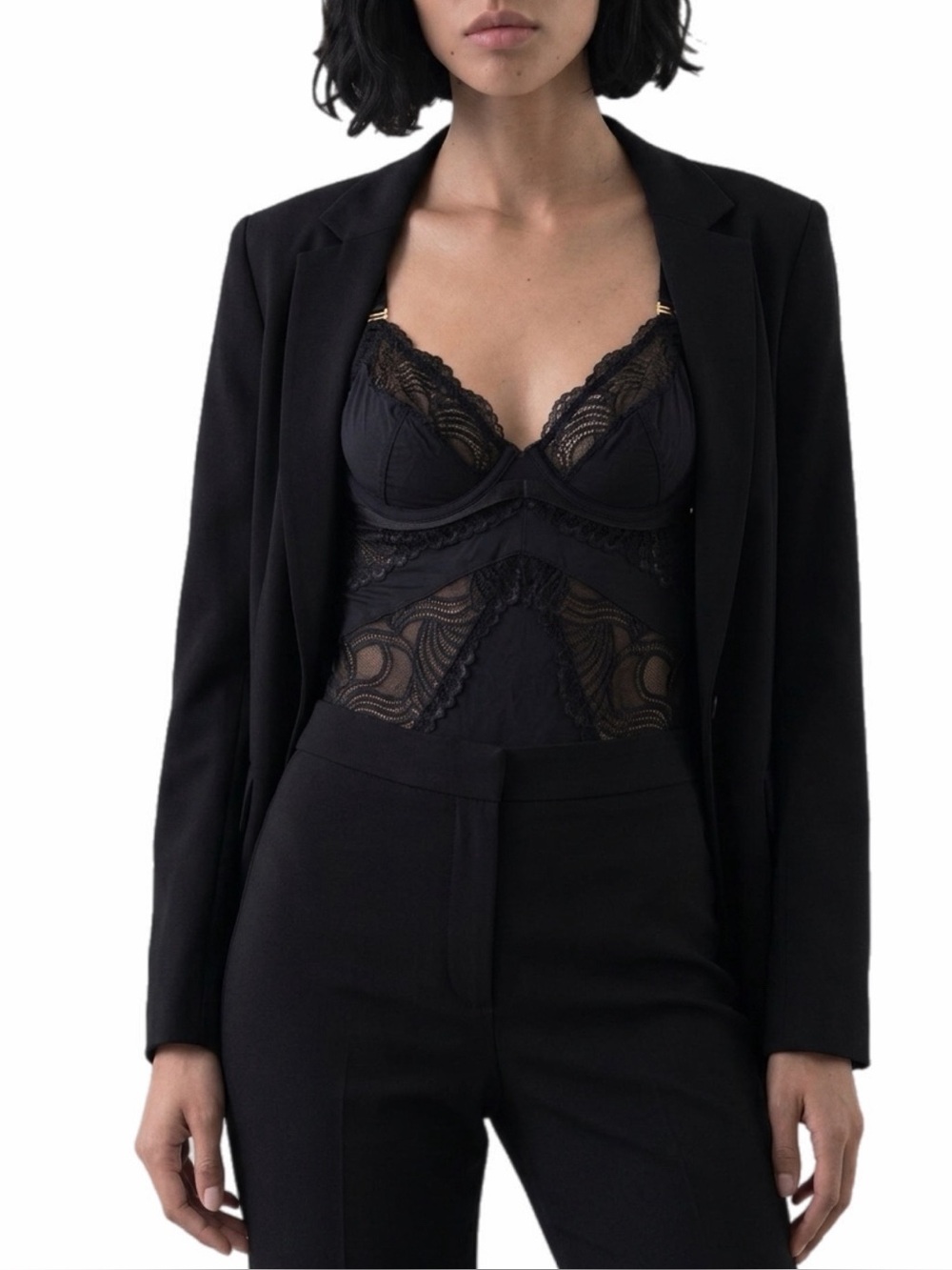 90s/Y2K European Vintage Entice Stretch Lace Panel Underwire Bodysuit (Black) M